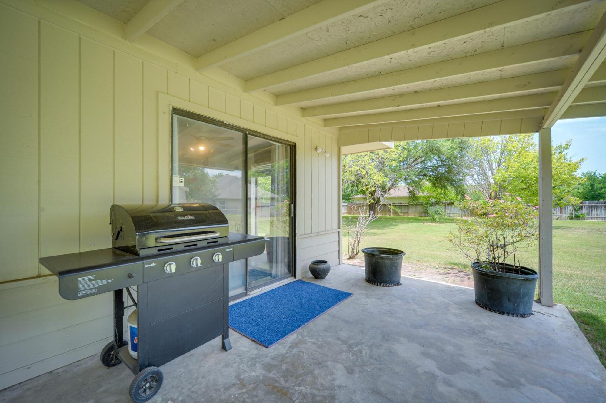 Mcqueeney Vacation Rental About 10 Mi To New Braunfels Ngoại thất bức ảnh